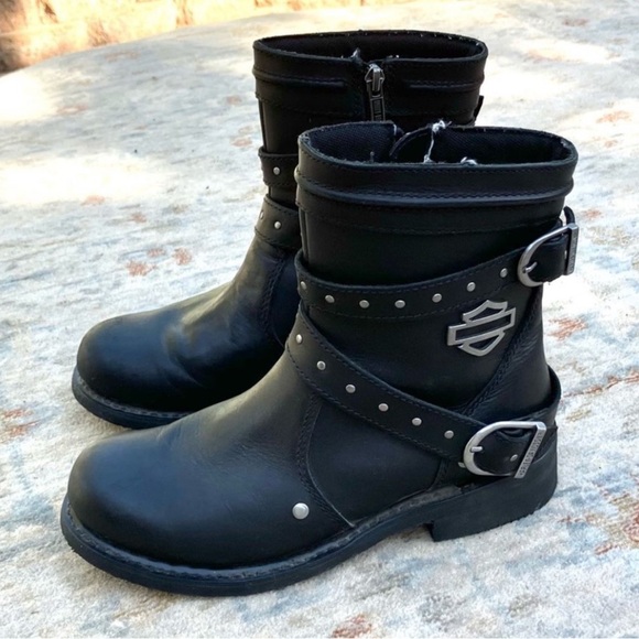 Harley-Davidson Shoes - Harley-Davidson Women's EUC Black
Leather Ankle Boots Sz 7.5